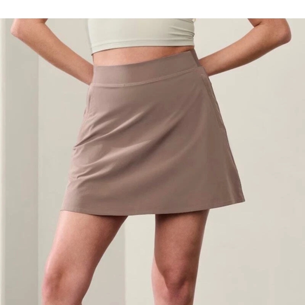 Elegant Tan Women's Skirt
